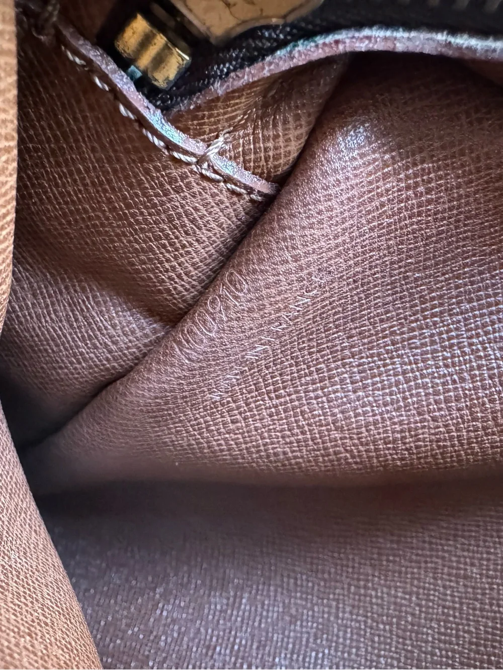 ✅AUTHENTIC✅LOUIS VUITTON SAINT GERMAIN 27 CROASBODY BAG